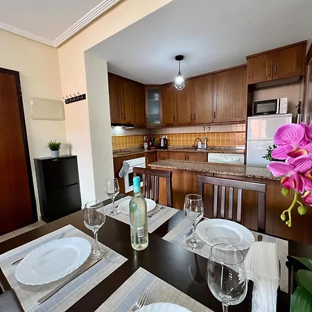 2bdr Apartment *
